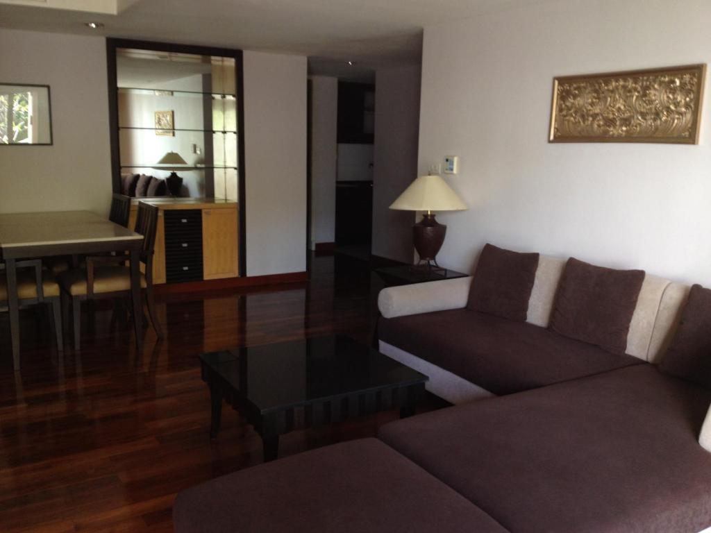 Gardengrove Suites Bangkok Room photo